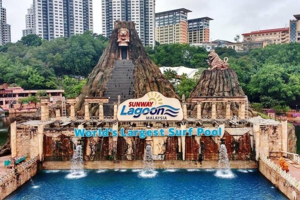 Elegant Homes 9Pax 5Bed Sunway Pyramid-Lagoon 2 Car Park Petaling Jaya Exterior foto